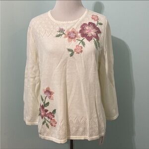 NWT Alfred Dunner cream flower sweater